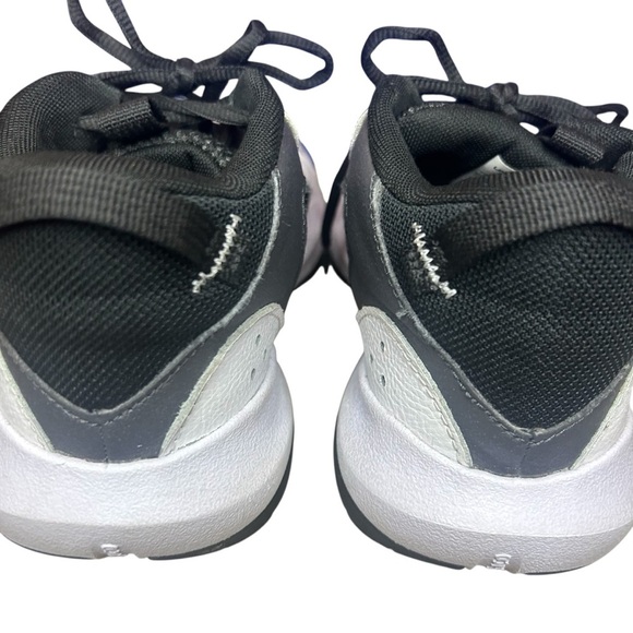 Under Armour Basketball Shoes Black white high top size 9 - Picture 7 of 11